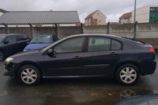 Aile avant droit RENAULT LAGUNA 3