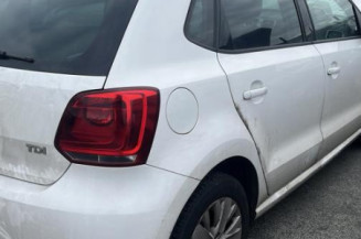 Leve vitre electrique avant gauche VOLKSWAGEN POLO 5