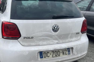 Leve vitre electrique avant gauche VOLKSWAGEN POLO 5