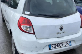 Moteur essuie glace avant RENAULT CLIO 3