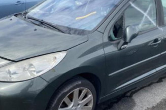 Serrure avant droit PEUGEOT 207