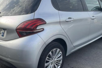 Amortisseur avant gauche PEUGEOT 208 1