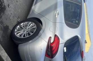 Amortisseur avant gauche PEUGEOT 208 1