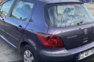 Serrure avant droit PEUGEOT 307