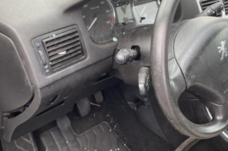 Serrure avant droit PEUGEOT 307