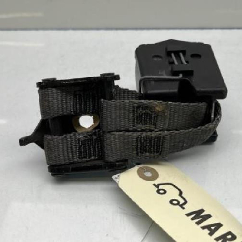 Attache ceinture arriere gauche RENAULT CLIO 2 Photo n°4