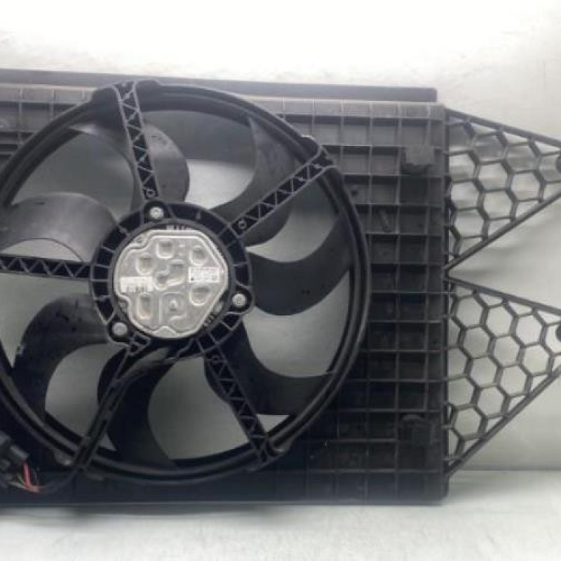 Moto ventilateur radiateur AUDI A1 1 Photo n°3