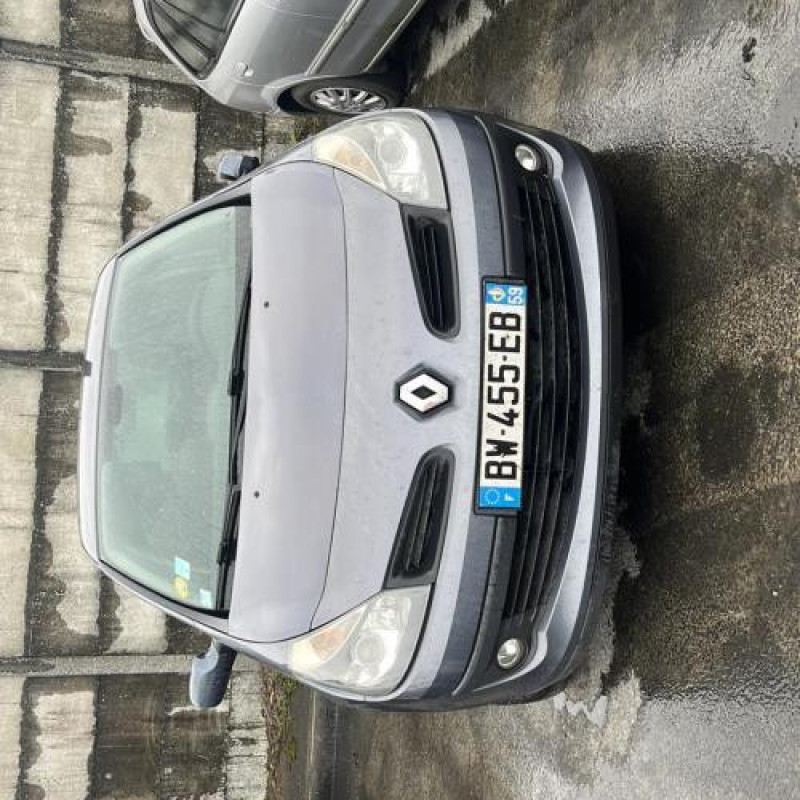 Boitier UCH RENAULT CLIO 3 Photo n°5