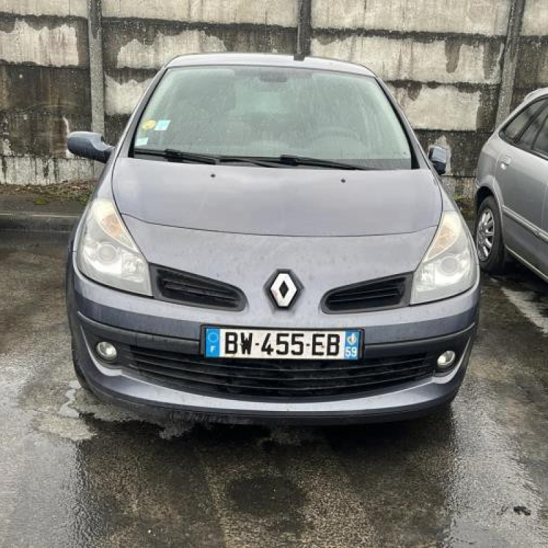 Boitier UCH RENAULT CLIO 3 Photo n°6