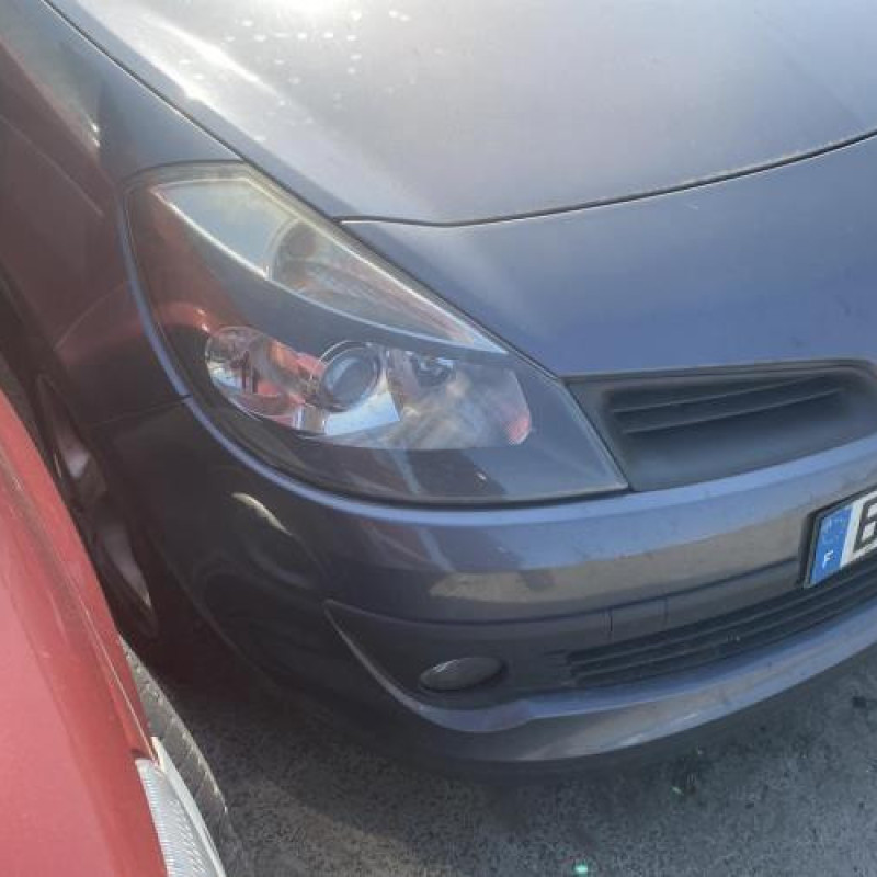 Boitier UCH RENAULT CLIO 3 Photo n°19