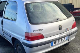 Optique avant principal droit (feux)(phare) PEUGEOT 106