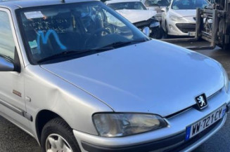 Porte avant droit PEUGEOT 106