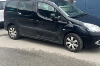 Feu arriere stop central CITROEN BERLINGO 2