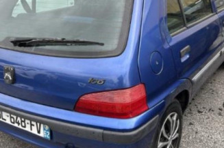 Porte avant droit PEUGEOT 106