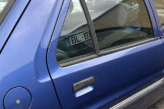 Porte avant droit PEUGEOT 106