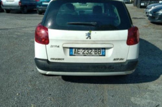 Pare choc arriere PEUGEOT 207