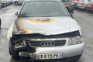 Optique avant principal gauche (feux)(phare) AUDI A3 1