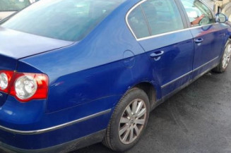 Retroviseur droit VOLKSWAGEN PASSAT 5