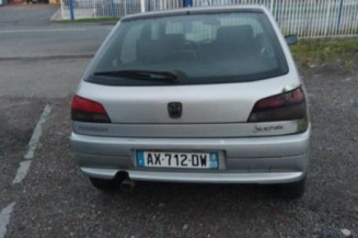 Cremaillere assistee PEUGEOT 306