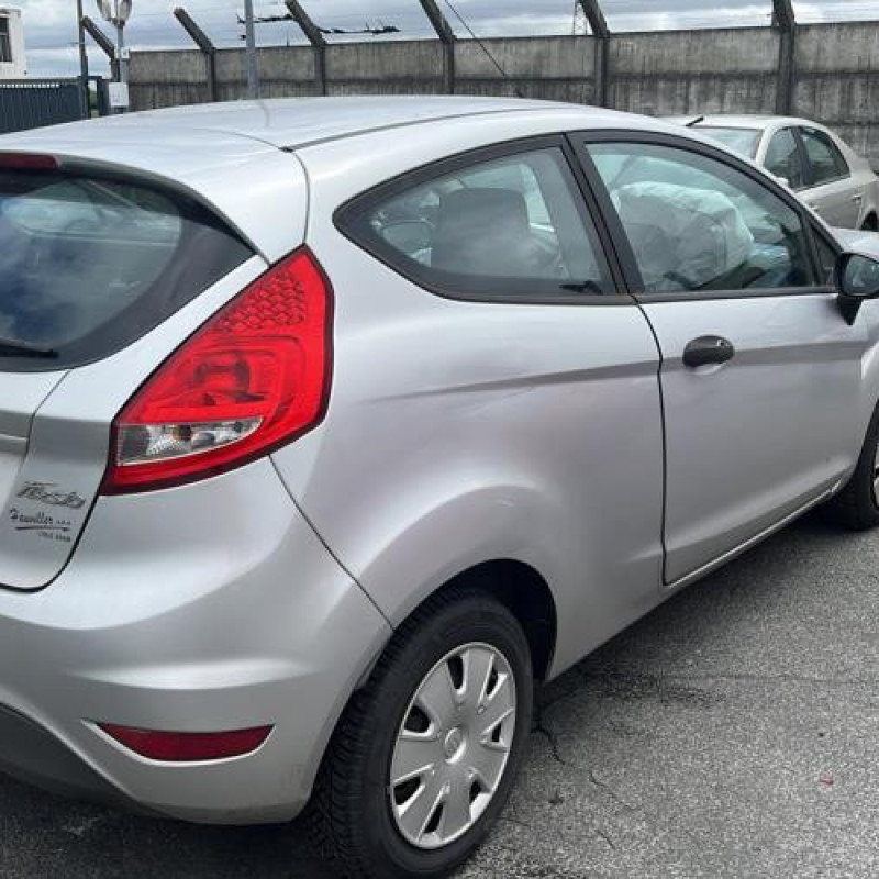 Porte avant droit FORD FIESTA 6 Photo n°11