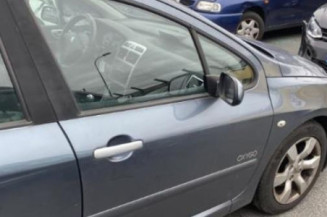 Serrure avant droit PEUGEOT 307