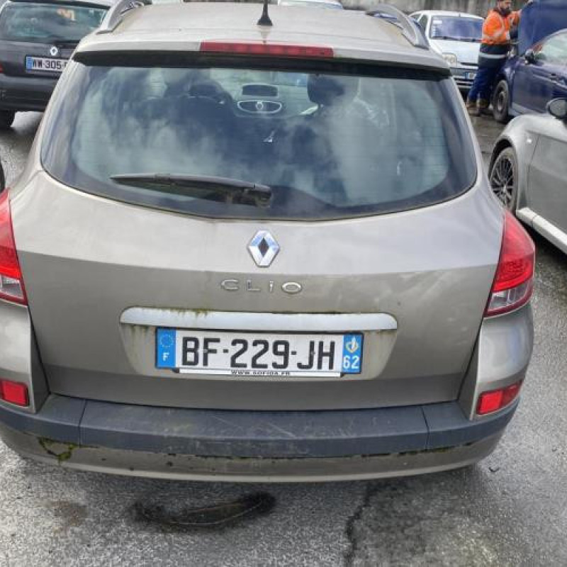 Boitier UCH RENAULT CLIO 3 Photo n°12