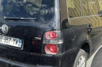 Serrure avant gauche VOLKSWAGEN TOURAN 1