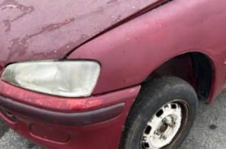 Pare choc avant PEUGEOT 106