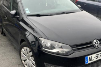 Com (Bloc Contacteur Tournant+Commodo Essuie Glace+Commodo Phare) VOLKSWAGEN POLO 5