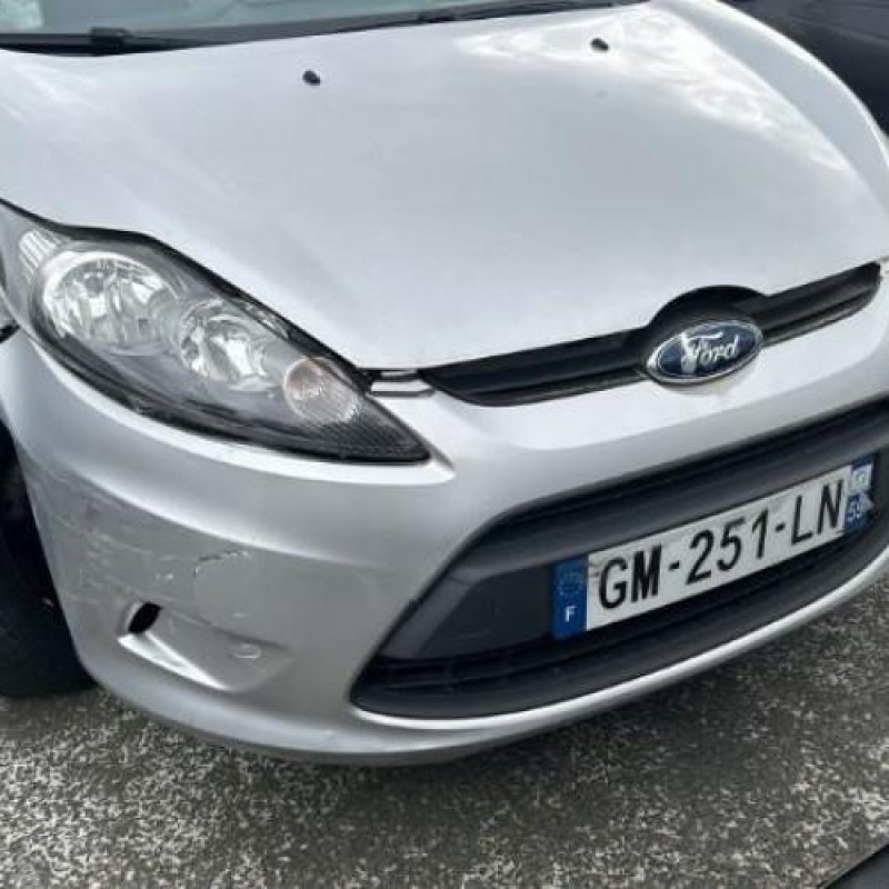 Vitre arriere droit FORD FIESTA 6 Photo n°9