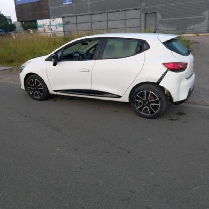 Moteur essuie glace arriere RENAULT CLIO 4 Photo n°8