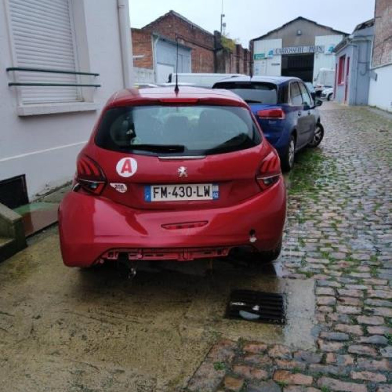 Serrure arriere droit PEUGEOT 208 1 Photo n°5