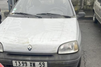 Cremaillere assistee RENAULT CLIO 1