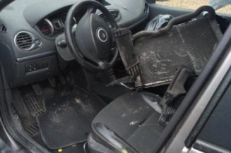 Fermeture de capot RENAULT CLIO 3