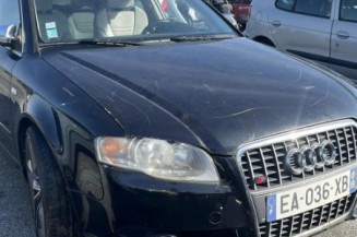 Custode arriere droit AUDI A4 2