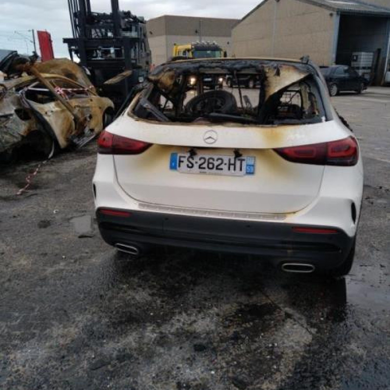 Essieu arriere MERCEDES CLASSE GLA 247 Photo n°8