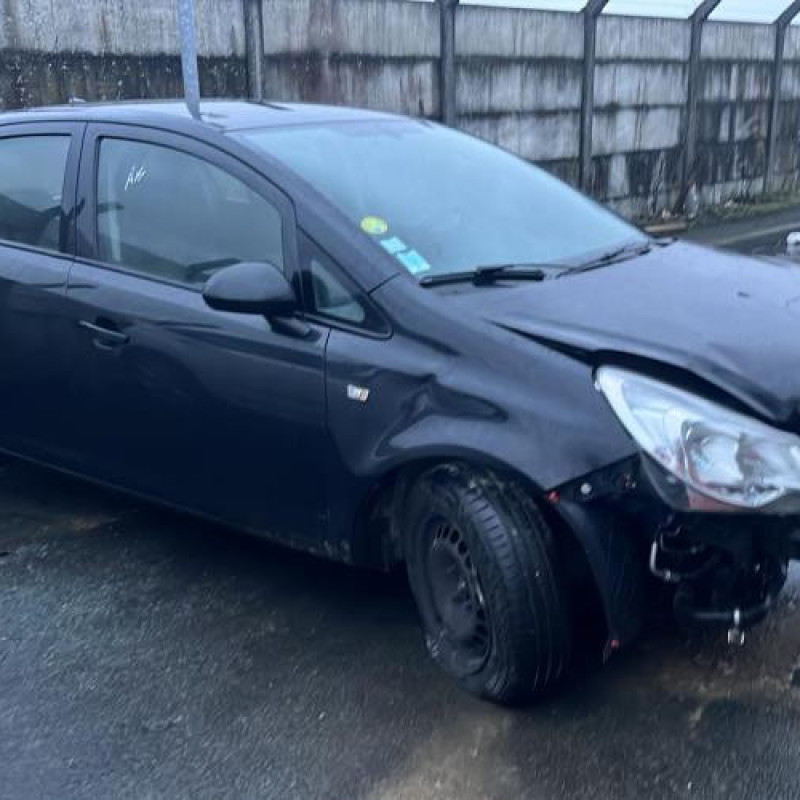 Feu arriere principal gauche (feux) OPEL CORSA D Photo n°5