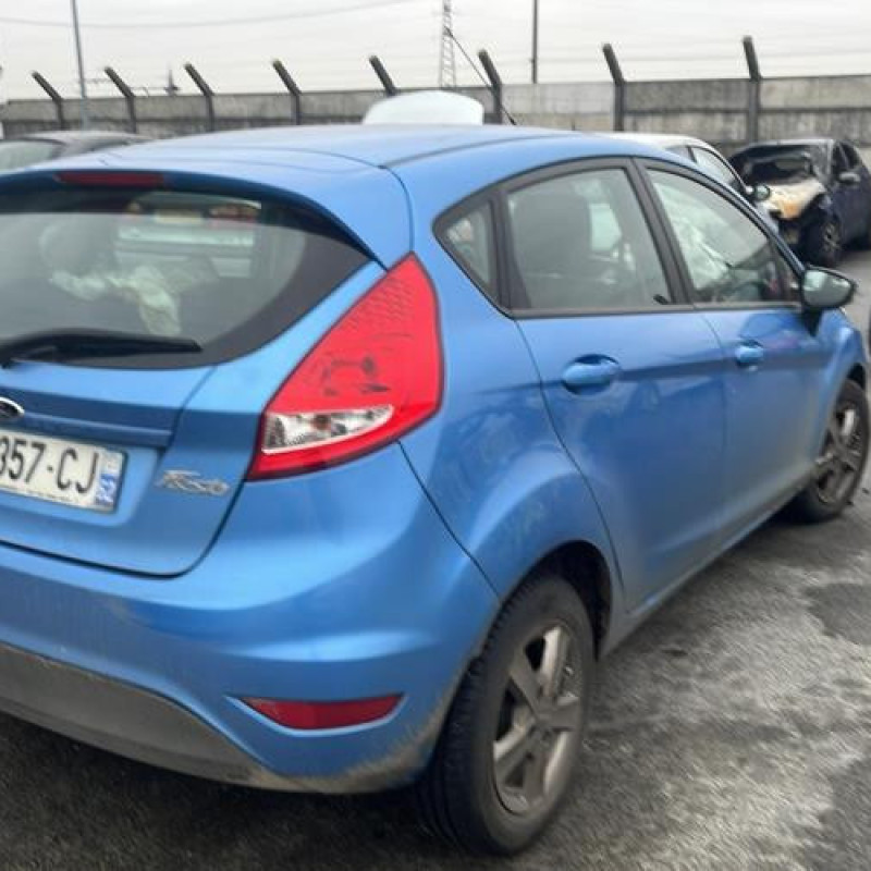 Poignee porte arriere gauche FORD FIESTA 6 Photo n°10