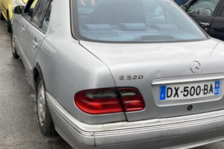 Feu arriere principal gauche (feux) MERCEDES CLASSE E 210