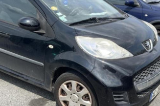 Lunette arriere PEUGEOT 107