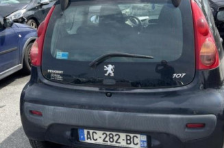 Lunette arriere PEUGEOT 107