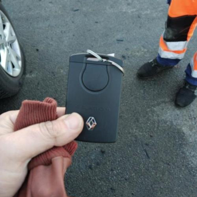 Attache ceinture arriere centrale RENAULT KOLEOS 1 Photo n°15