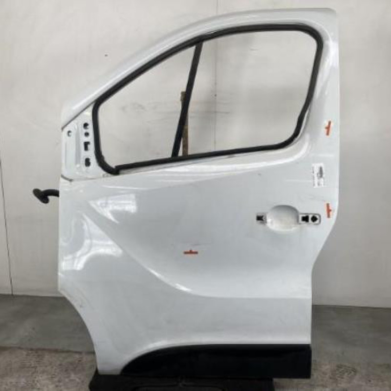 Porte avant gauche RENAULT TRAFIC 3 COURT Photo n°1