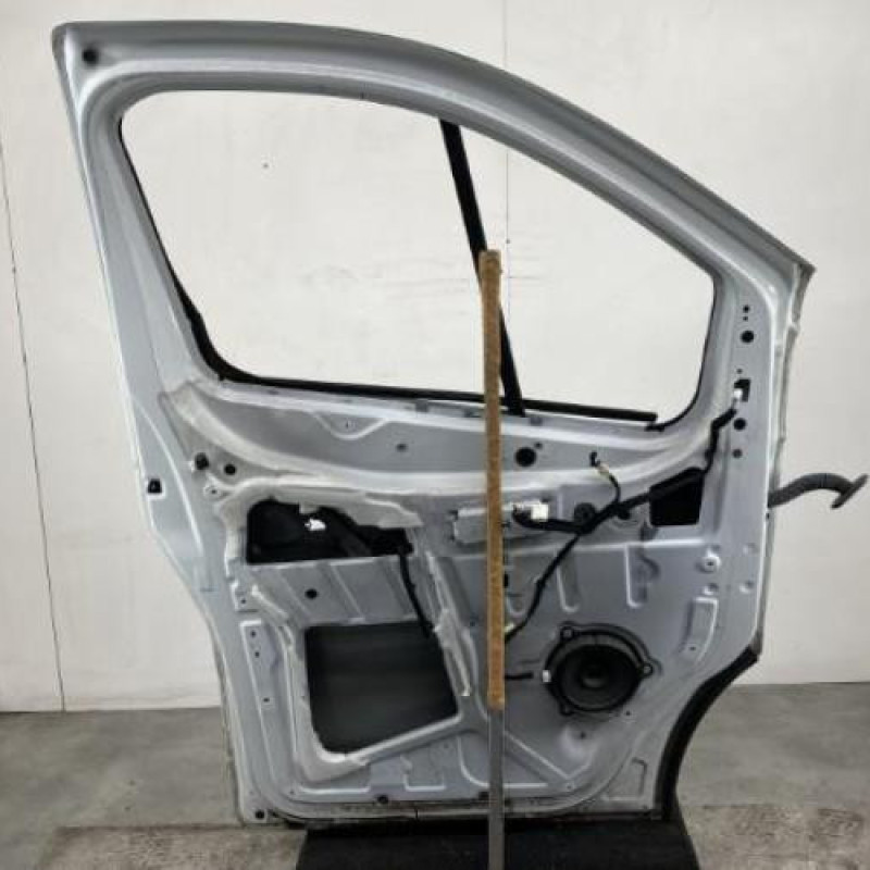 Porte avant gauche RENAULT TRAFIC 3 COURT Photo n°8