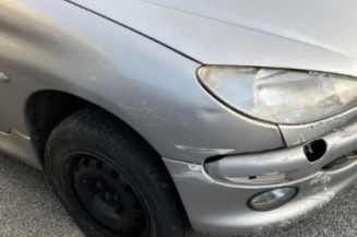 Pare boue arriere gauche PEUGEOT 206