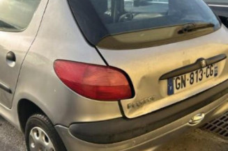 Pare boue arriere gauche PEUGEOT 206