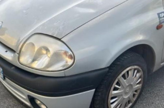 Verin de coffre RENAULT CLIO 2