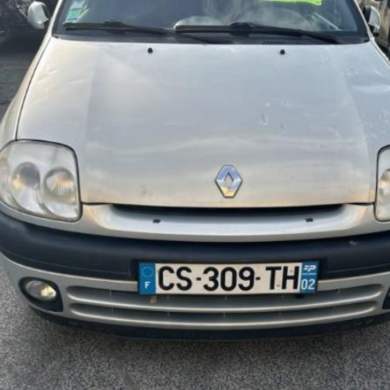 Moteur RENAULT CLIO 2 Photo n°3