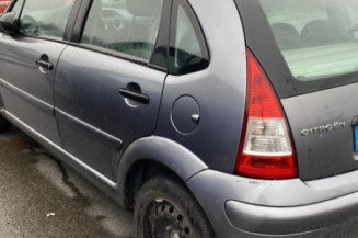 Pare boue arriere gauche CITROEN C3 1