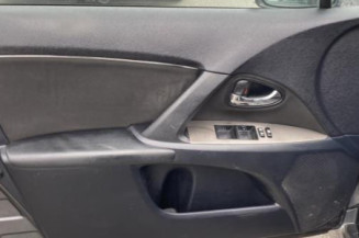 Poignee interieur avant gauche TOYOTA AVENSIS 3